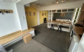 Apartment ultracentral cu 2 camere - Poză 1