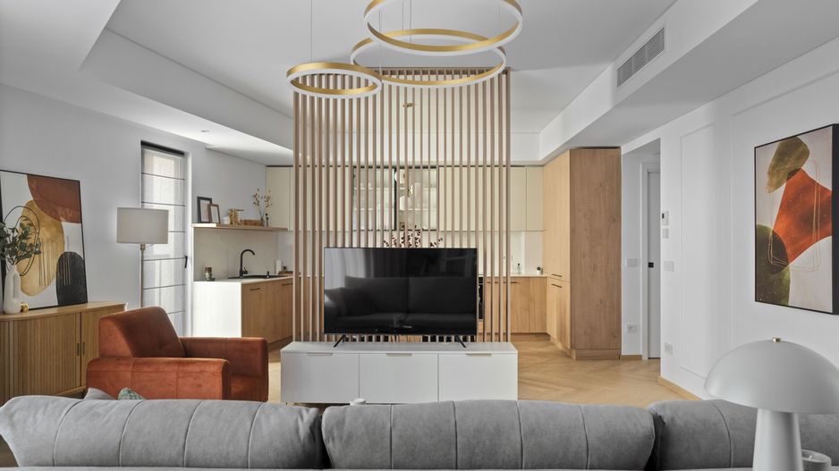 2 rooms Apartment I Centralis I Batistei 14 - Poză 1