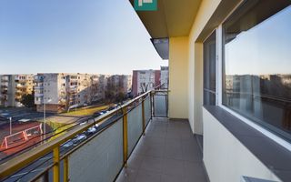 Apartament de închiriat cu 3 camere în Micalaca - Poză 10
