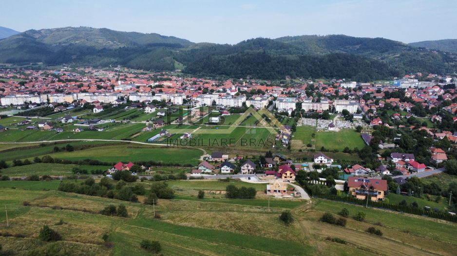 Teren de Vanzare Zarnesti | Utilitati | 3.698mp - Poză 2