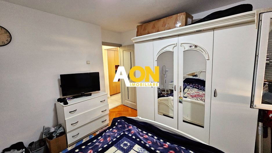 Apartament 2 camere, decomandat, mobilat, utilat, etaj 2, Cetate - Poză 9