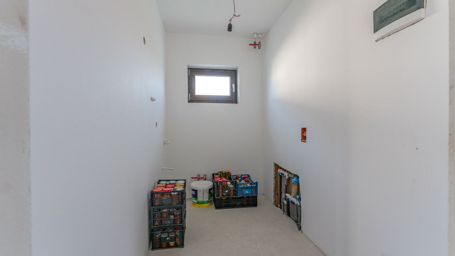 Casă nouă în Bod, P+M, de vânzare "la alb" sau "la cheie" - Poză 8