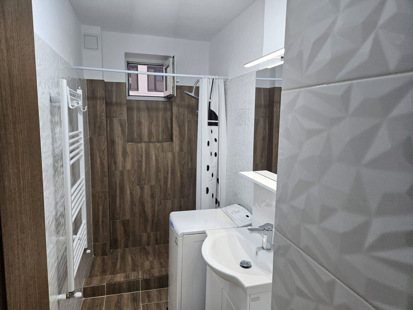 Inchiriere apartament modern, Ultracentral, totul nou - Poză 12