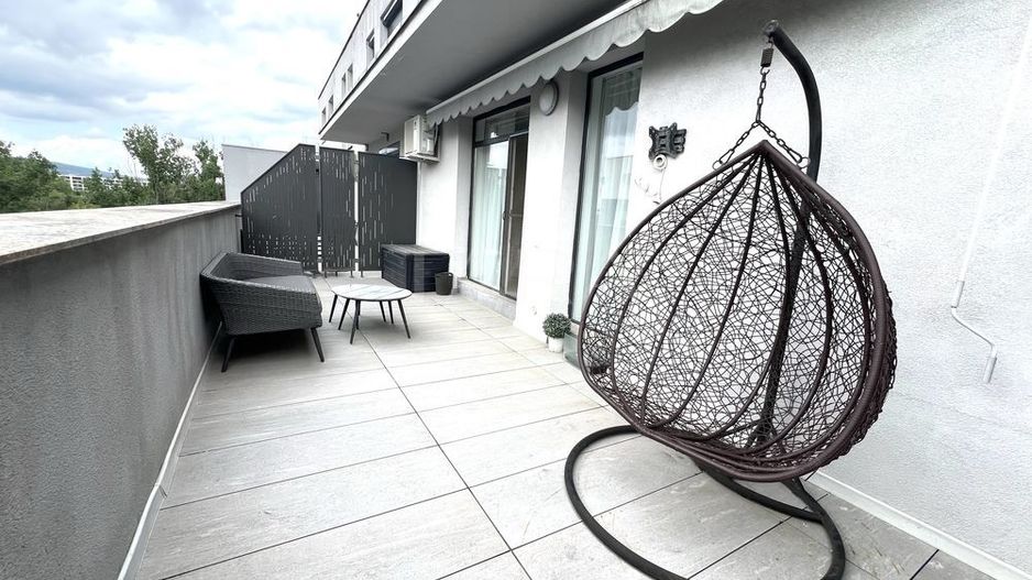 Penthouse modern, 120 mp, 60 mp terase, 2 parcari, Iulius Mall. - Poză 1