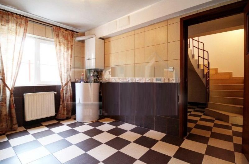 Vila 7 camere / zona Barbu Vacarescu - Poză 6