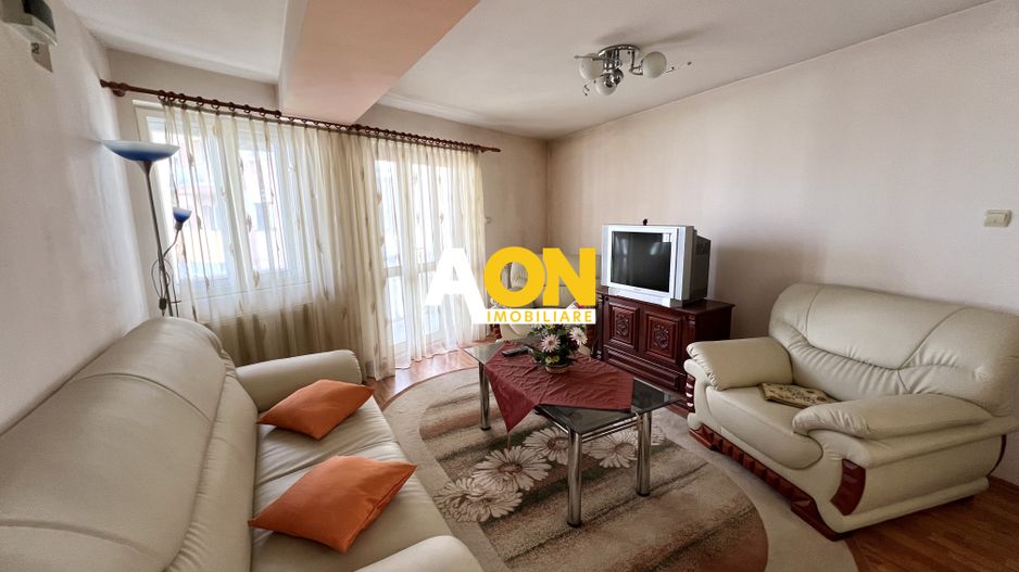 Casa pretabila Pensiune/Camin de Varstnici + Spatii Comerciale Parter - Poză 3