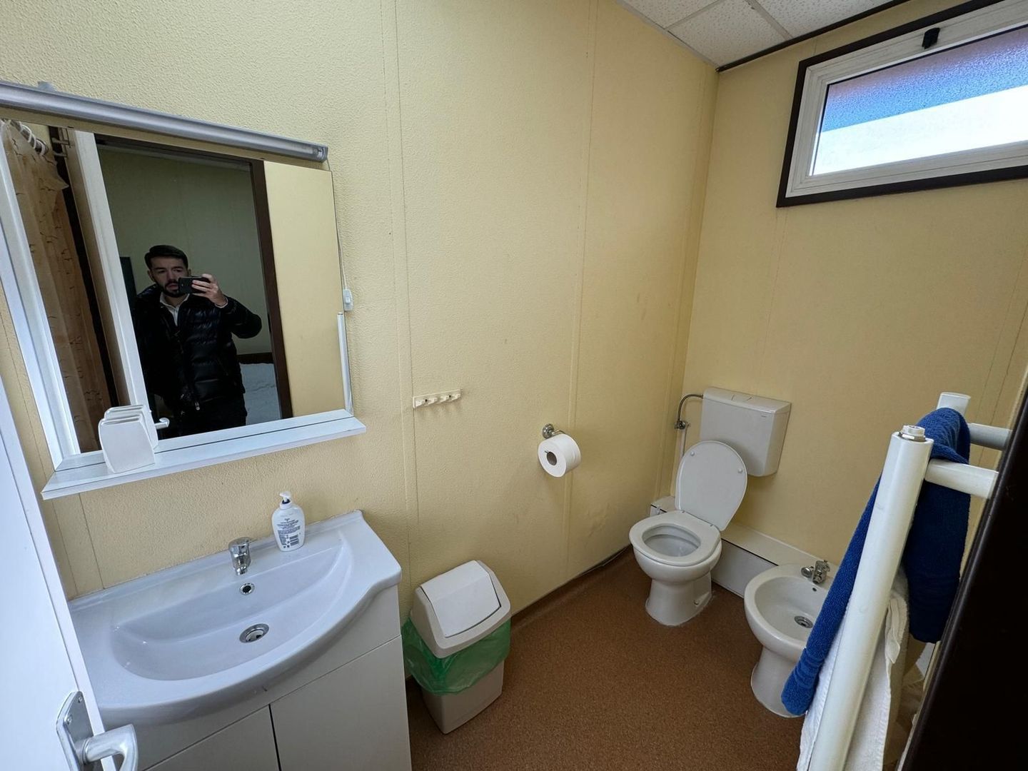Ansamblu turistic la Lacul Surduc - Poză 35