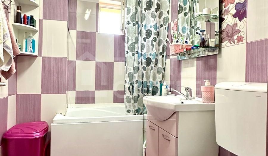 Apartament 3 camere, 2 balcoane inchise, loc de parcare, zona Junior - Poză 8