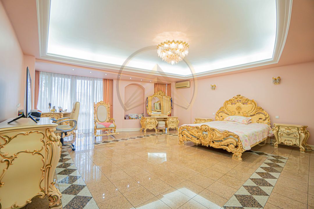 Ultracentral -Cladire impozanta  D+P+2E. - Poză 18