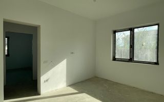 Duplex pe parter 4 camere - Mosnita Noua - Poză 6