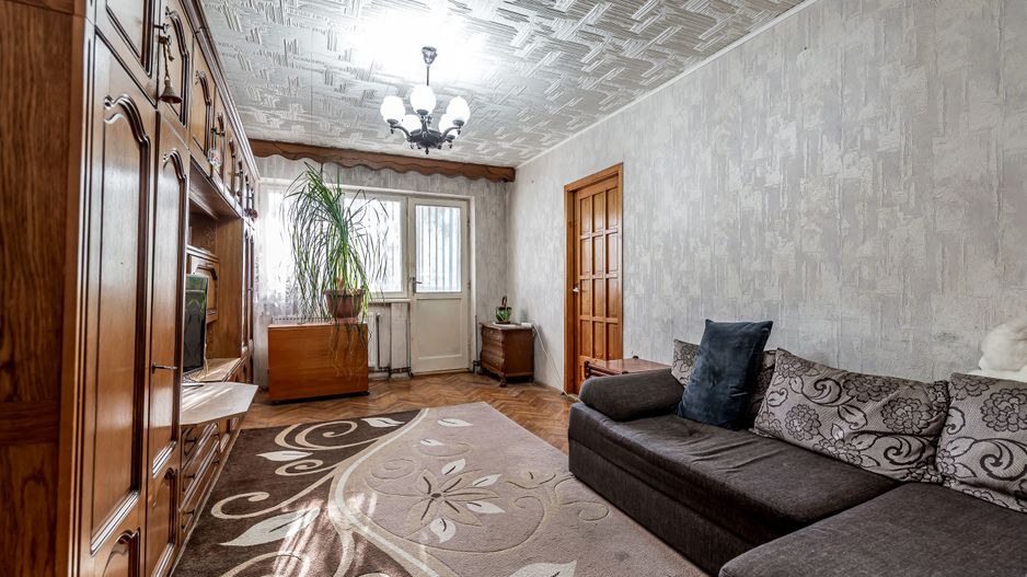 Apartament 3 camere - parter - str. Petru Rares, Gradiste - COMISION 0 - Poză 2