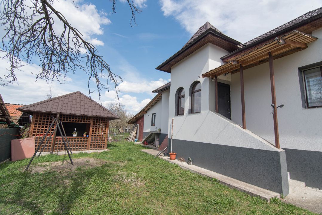 Casa cu 3 camere renovata - Poză 22