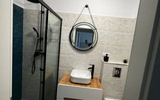 Apartament modern 2 camere etaj 3 lift si parcare pe Calea Surii Mici - Poză 7