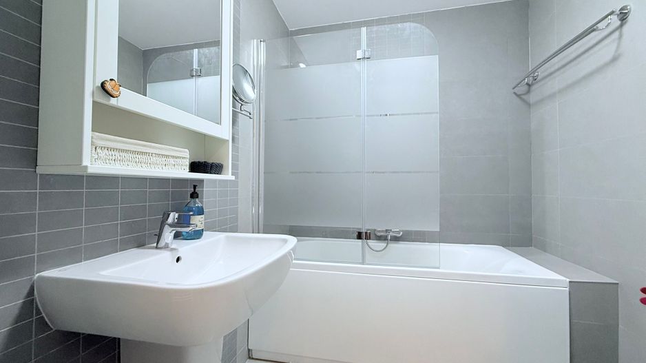 APARTAMENT DE LUX 2 CAMERE MOBILAT & UTILAT BLOC NOU GROZAVESTI METROU - Poză 7