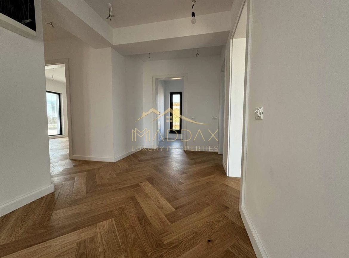 Vila LUX***Panouri fotovoltaice***Lake view//Laguna Albastra/Corbeanca - Poză 7