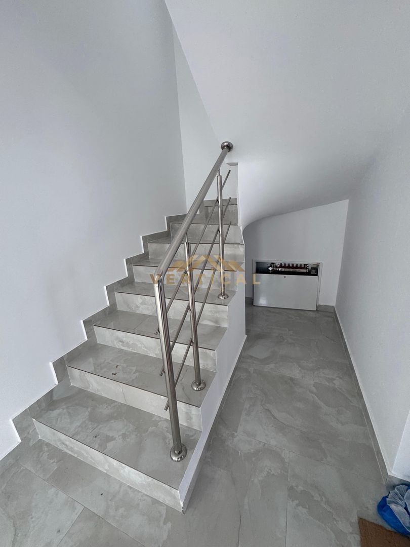 Casa 4 Camere comuna Berceni - Poză 5