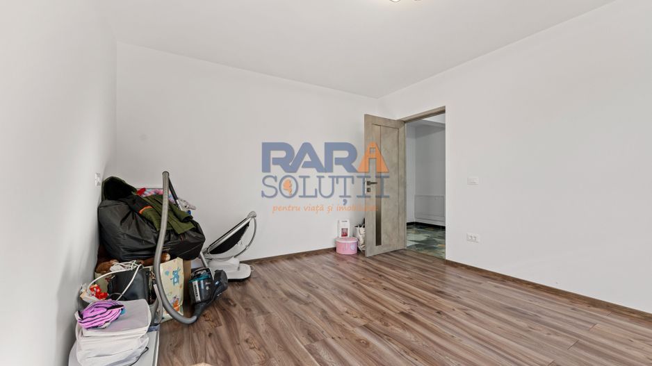 Casă nouă - 2800 mp teren - Poză 9