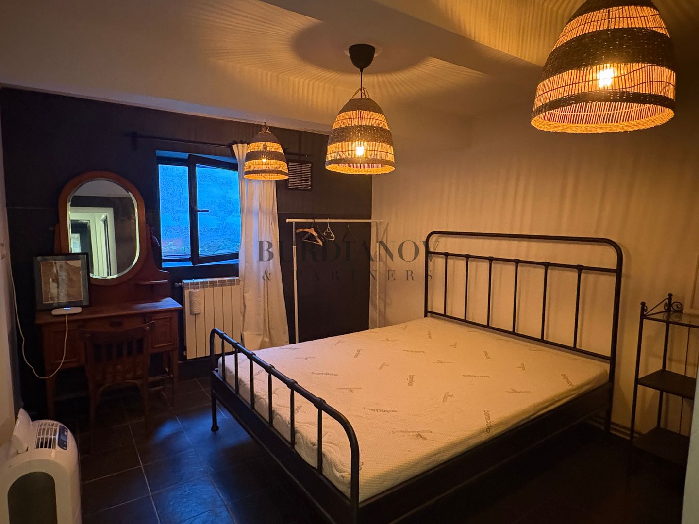 Apartament cu 2 camere in vila la demisol - Zona Kiseleff - Poză 7