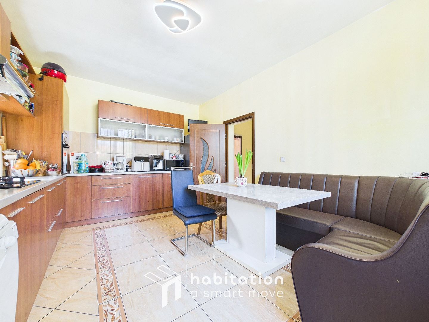 Casă individuală spațioasă și luminoasă cu garaj, în Mircea cel Bătrân - Poză 6