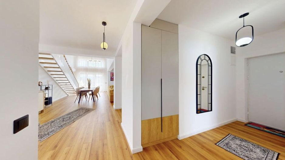 Penthouse de vanzare in Sibiu, pe 2 niveluri, mobilat si utilat modern - Poză 6