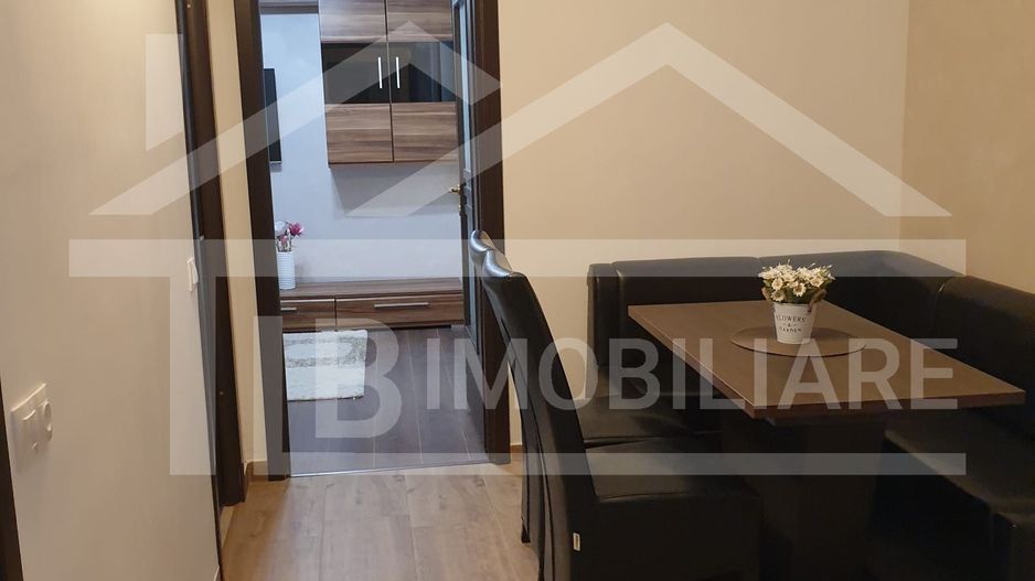 Apartament cu 2 camere, 60mp, decomandat, zona Poli 2 - Poză 9