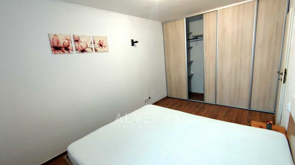 Apartament 5 camere | 105 mp | terasa | parcare | demisol | Campului - Poză 3
