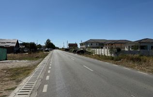 Teren 1000mp-Metro-Hanul cu ponei-Pe principala-Carcea-Oportunitate