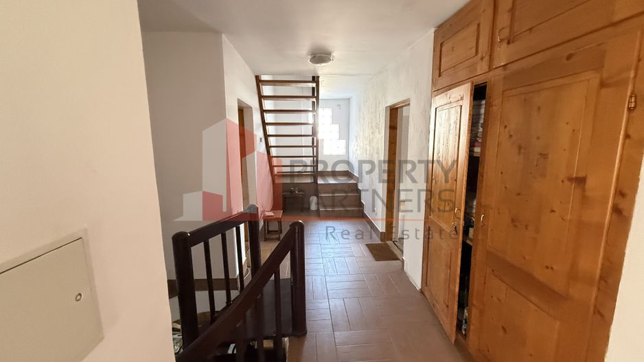 Pensiune lângă Castelul Bran | 9 camere | Pregătită pentru activitate - Poză 12