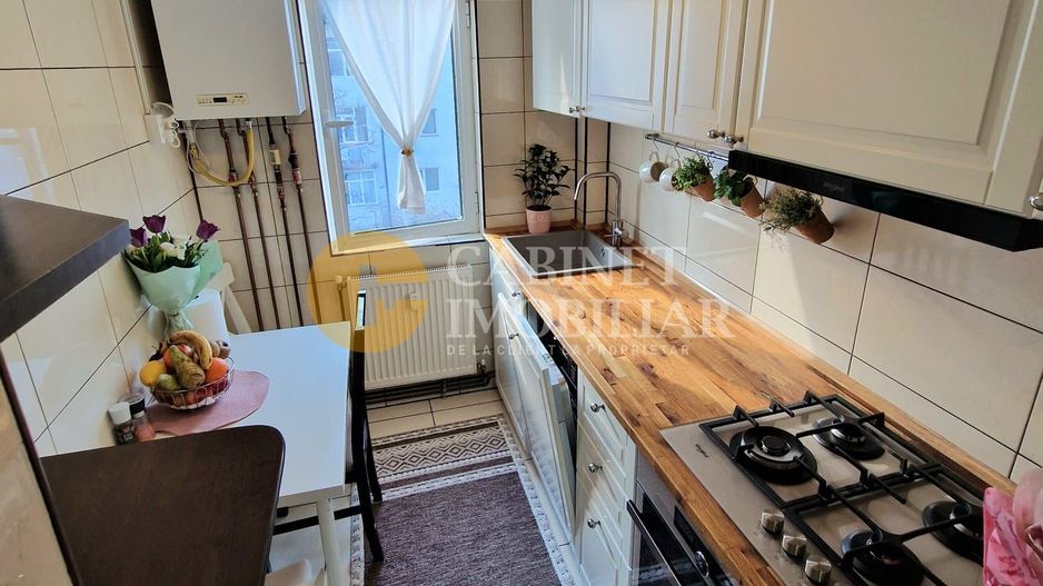 2 Camere- Renovat-Mobilat si utilat- Rond Zimbru - Poză 4