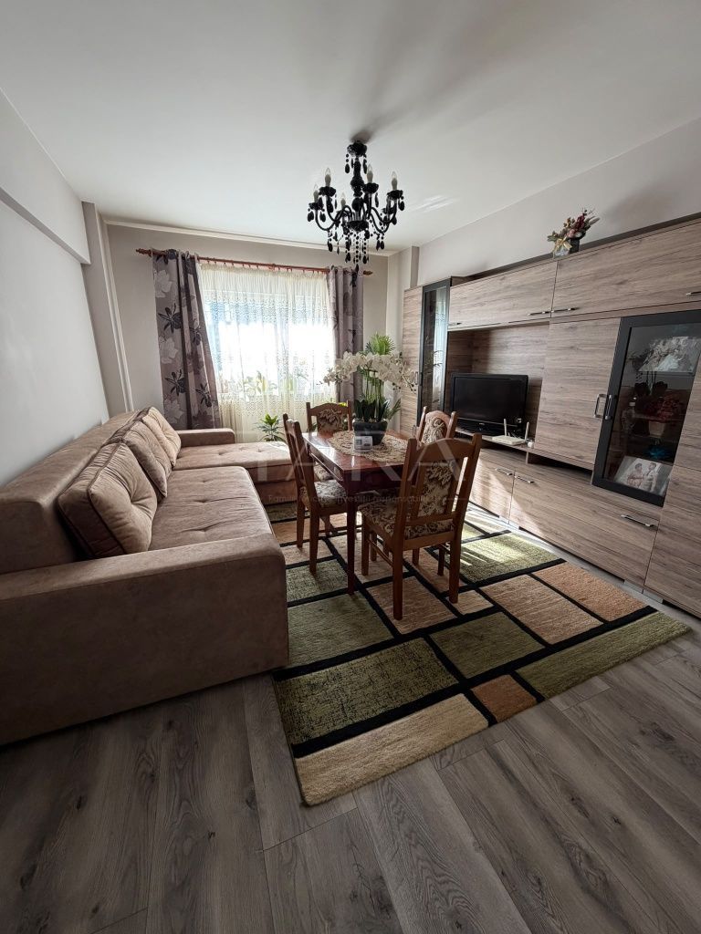 Apartament cu 4 camere, spațios – Mănăștur, Piața Flora - Poză 2