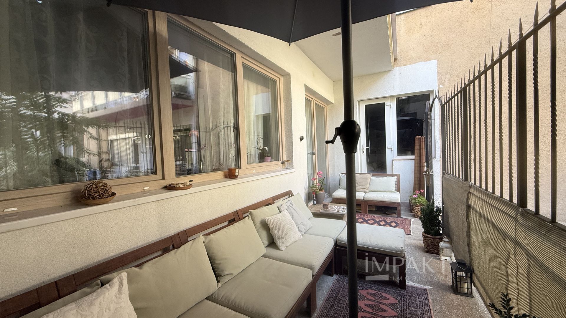 Apartament exclusivist cu 3 camere 139 mp utili , terasă generoasă - Poză 2