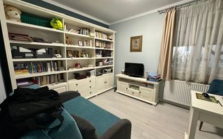 Casă premium cu panouri solare, stație EV, anexă locuibilă și grădină - Poză 6
