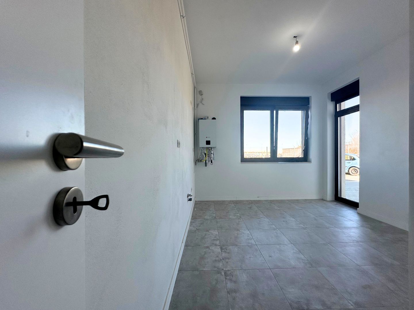 Apartament tip studio de vânzare lângă Paradisul Acvatic cu parcare si boxa - Poză 8