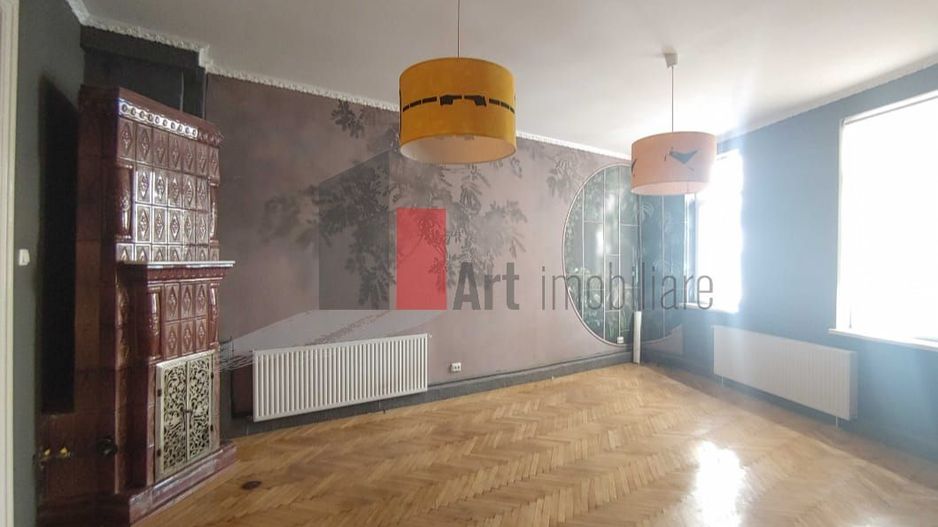 Spatiul "NESTALAN", et. 1 in vila, INTRARE SEPARATA, SINGUR PE NIVEL - Poză 1