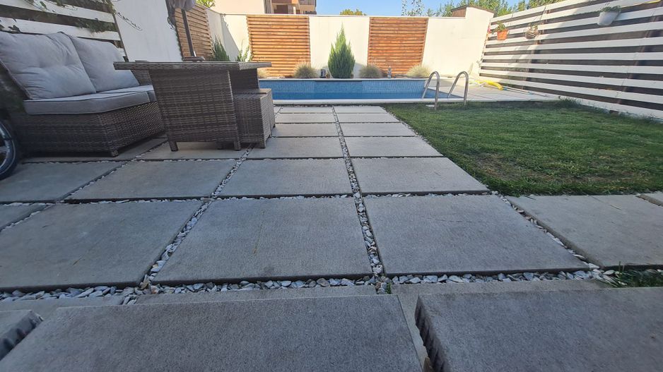 Duplex minimalist cu piscina - Poză 30