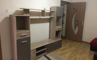 Apartament 2 camere, zona Dacia, str.Labirint. - Poză 1