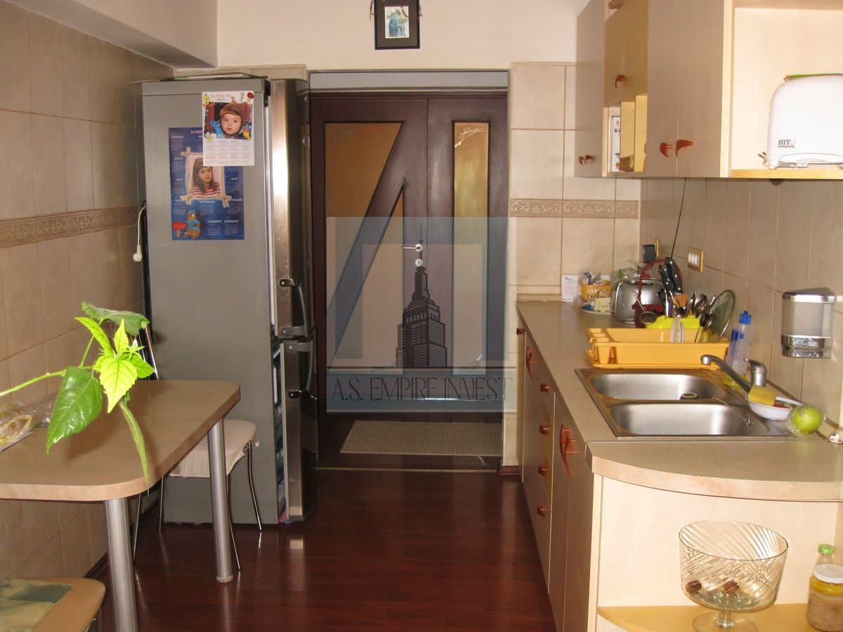Apartament 3 camere- zona Noua - Poză 3