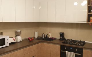 Apartament 2 camere tip penthouse cu terasă panoramică – zona Coresi - Poză 6