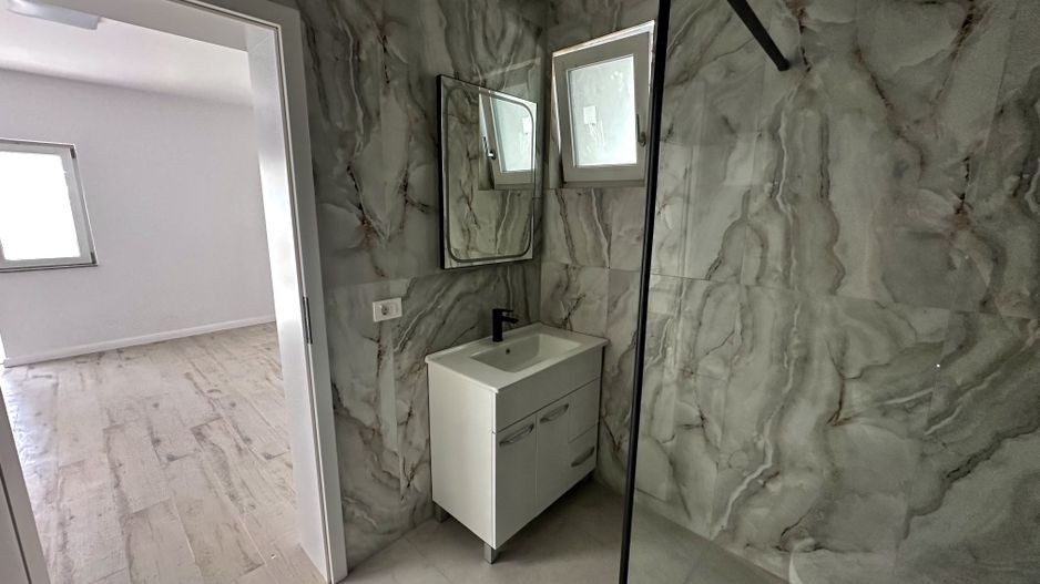 Casa nouă premium - la intrare în Sântandrei, garaj - Poză 11