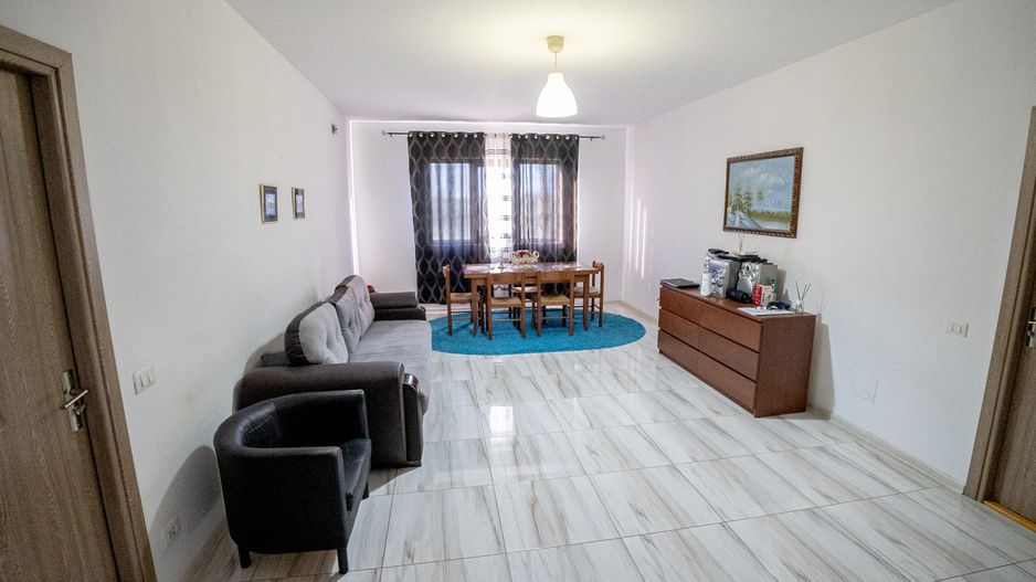 Casă de vânzare Furceni – 7 camere, teren 8.000 m - Poză 13