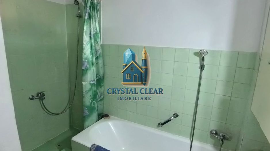 Două case în curte comună, 6 camere + 385 teren - zona semicentrală - Poză 4