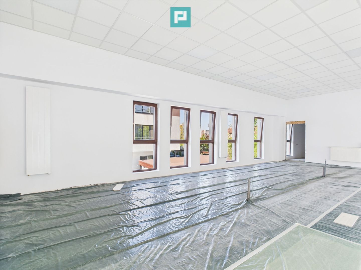 Spații Comerciale între 70 și 350 mp în Dumbrăvița - Poză 1