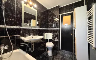 Apartament 3 camere decomandat – zona Teatrului Masca,/Bd. Uverturii - Poză 17