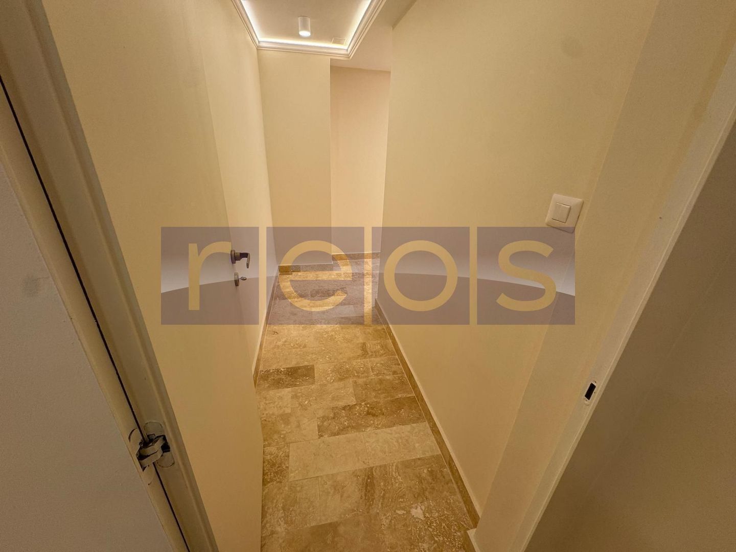 DEMISOL IN VILA | 5 CAMERE | NOU RENOVAT | FINISAJE LUX | DOROBANTI | - Poză 19