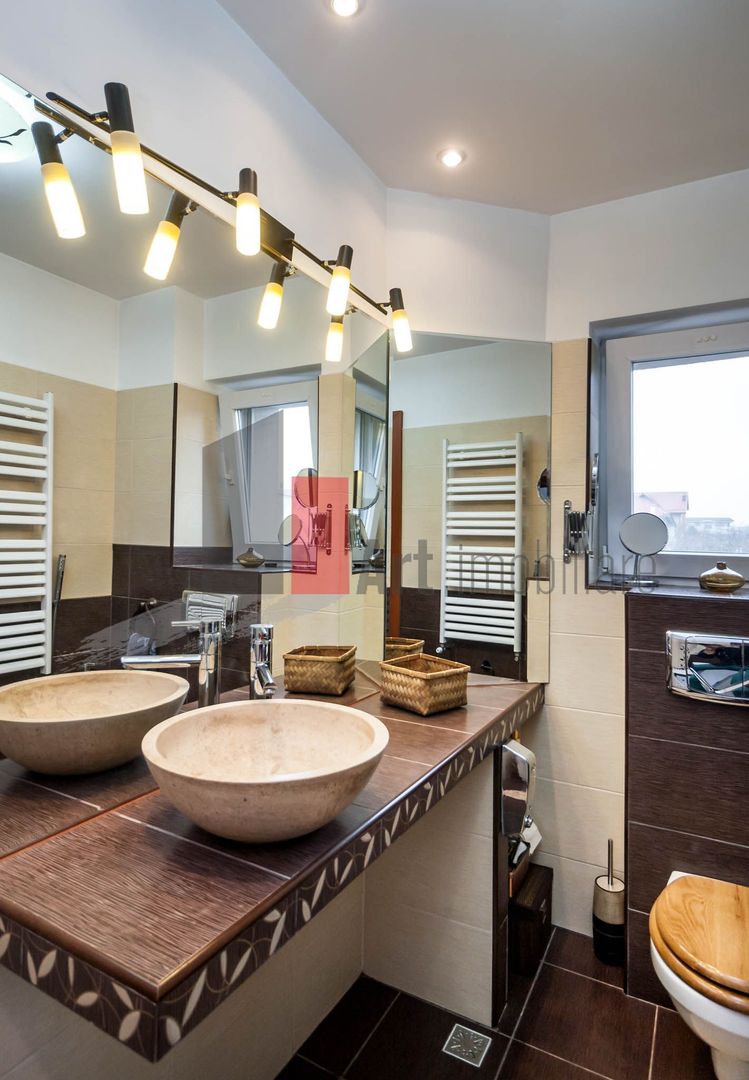 Vila luxoasa cu piscina si curte generoasa - Pipera - Poză 19