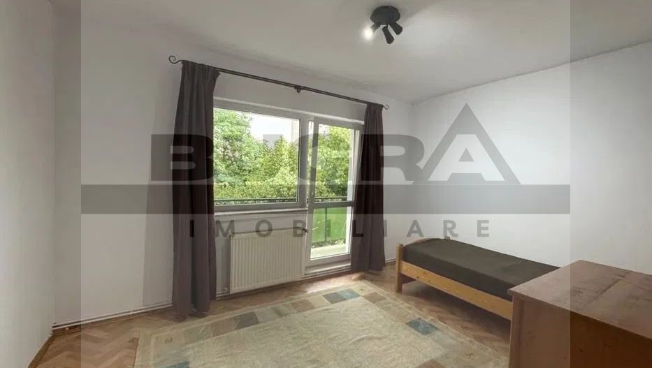 Apartament 3 camere, 70 mp, balcon, zona Parcul Rozelor - Poză 3