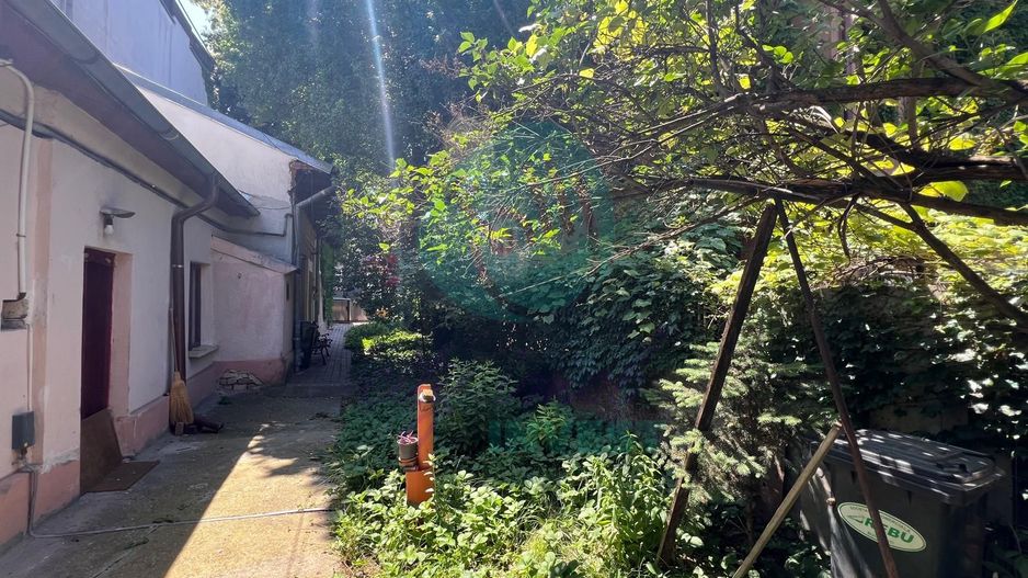 Casa in Cotroceni- Oportunitate Investitie-Curte - Poză 4