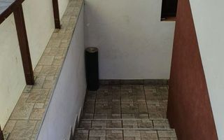 Casa individuala 4 camere D+P+P cu panouri fotovoltaice în Șelimbăr - Poză 3