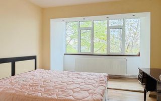 De vanzare Apartament 3 camere Tiglina 3, Galati, 75mp, et.4/4 - Poză 3