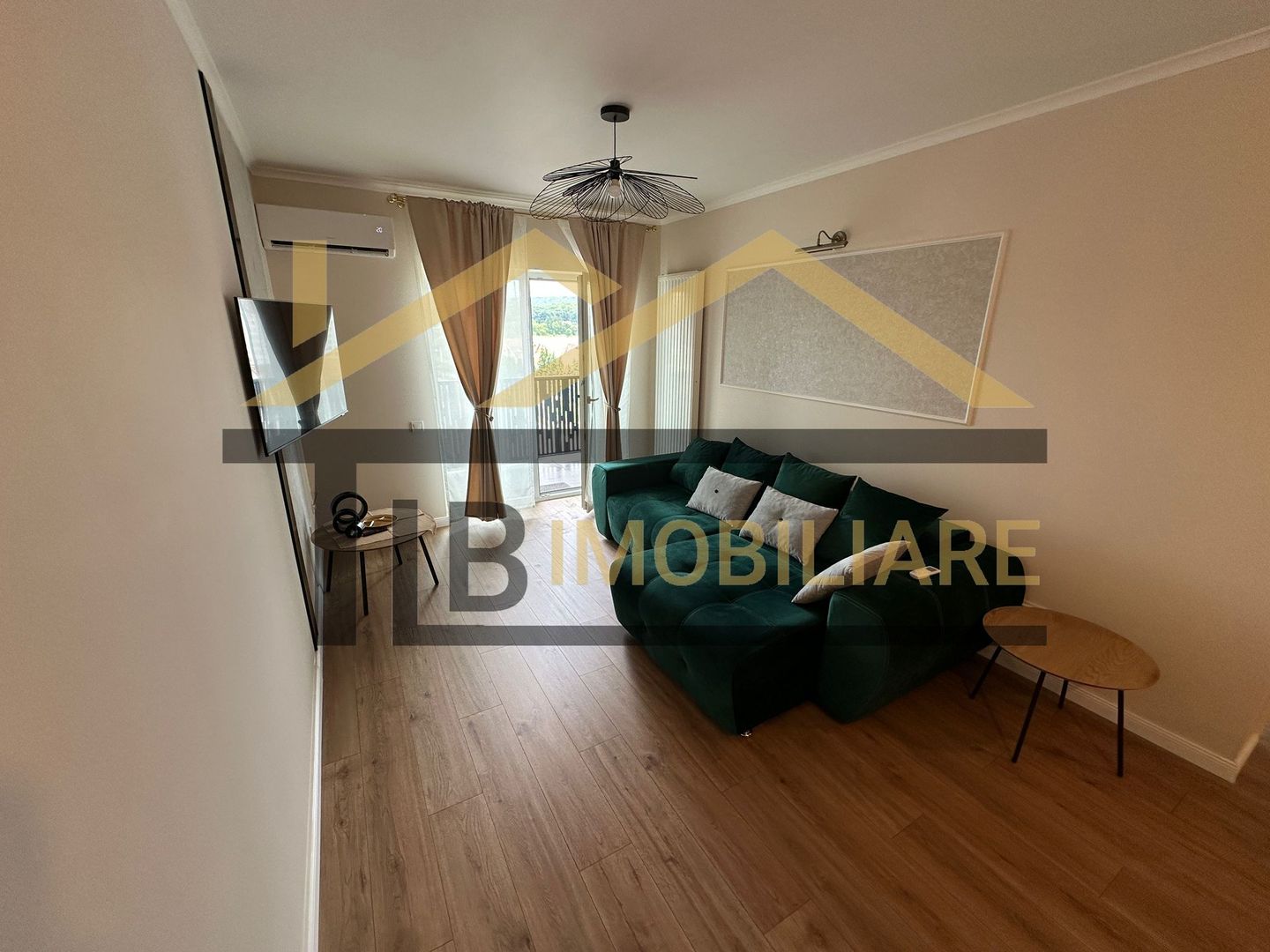 Apartament de 3 camere, 100mp, parcare, Zona Petru Maior - Poză 2